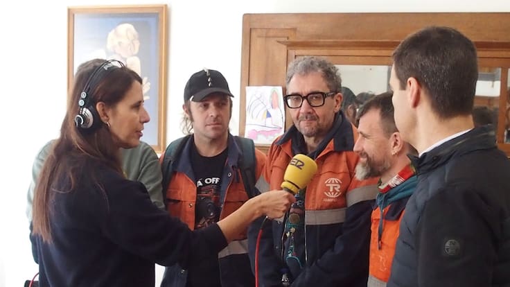 Lágrimas, miedo y esperanza en Orduña: los trabajadores de Tubos Reunidos toman la palabra en un programa especial de 'Hoy por Hoy Bilbao-Bizkaia'