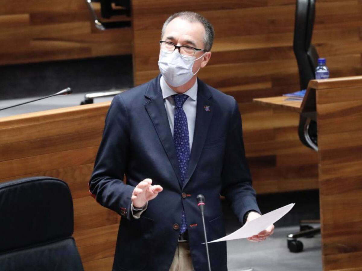 Asturias defiende la gestión de la pandemia frente a "los que llaman a franceses a sus museos"