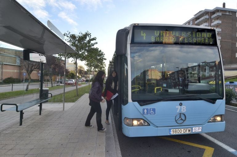 Ganemos denuncia a Gema Igual por el proyecto del Metro Tus.