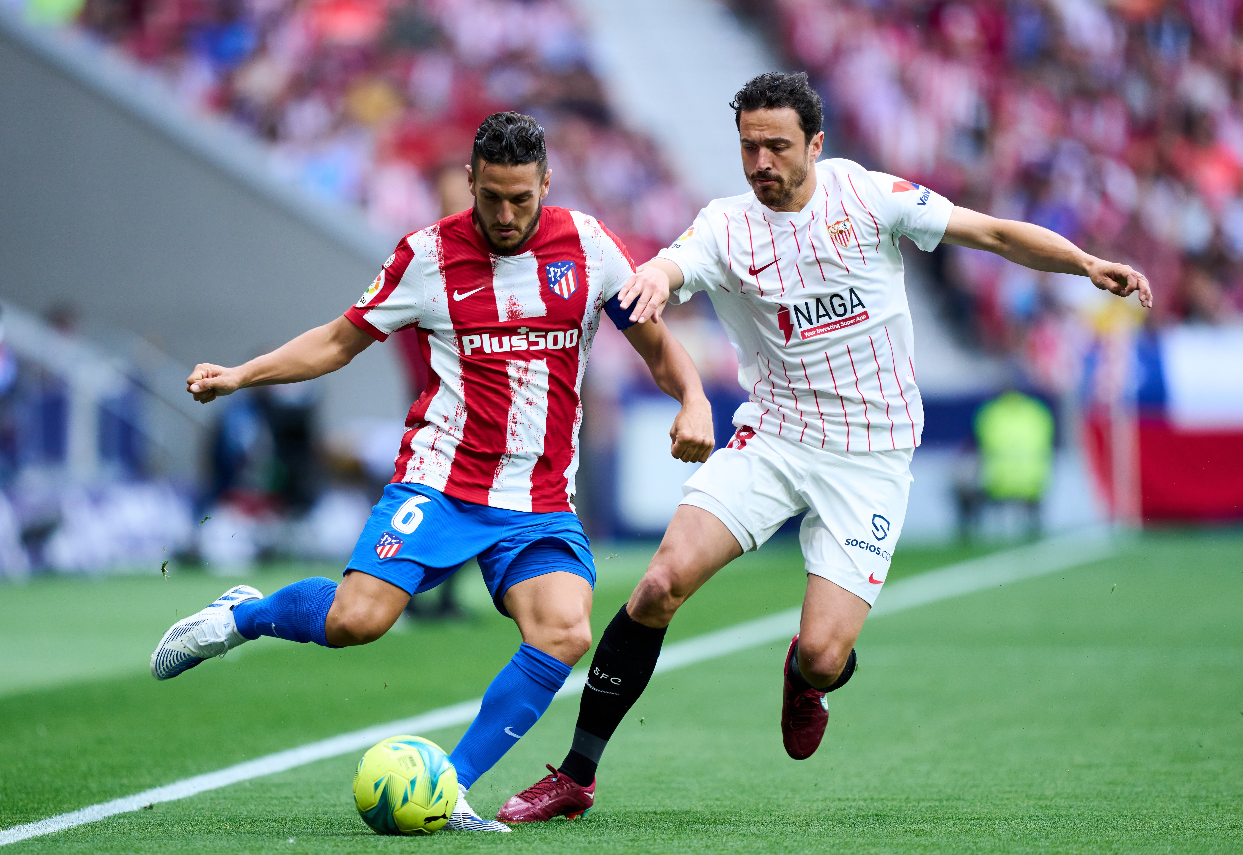 &#039;Koke&#039; y Thomas Delaney durante un partido de Liga Santander en el Metropolitano. (Photo by Juan Manuel Serrano Arce/Getty Images)