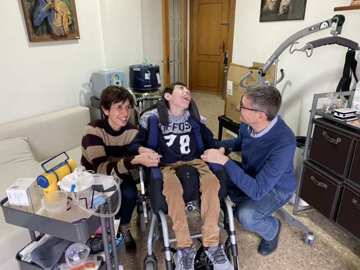 Reportaje de Nochebuena: Antonio y Jaume, dos ejemplos de cómo la educación y la sanidad pública llega hasta las casas