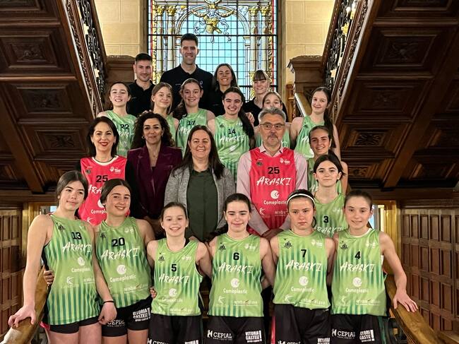 El equipo Comeplastic Araski que participará en la Minicopa 2025 de Zaragoza