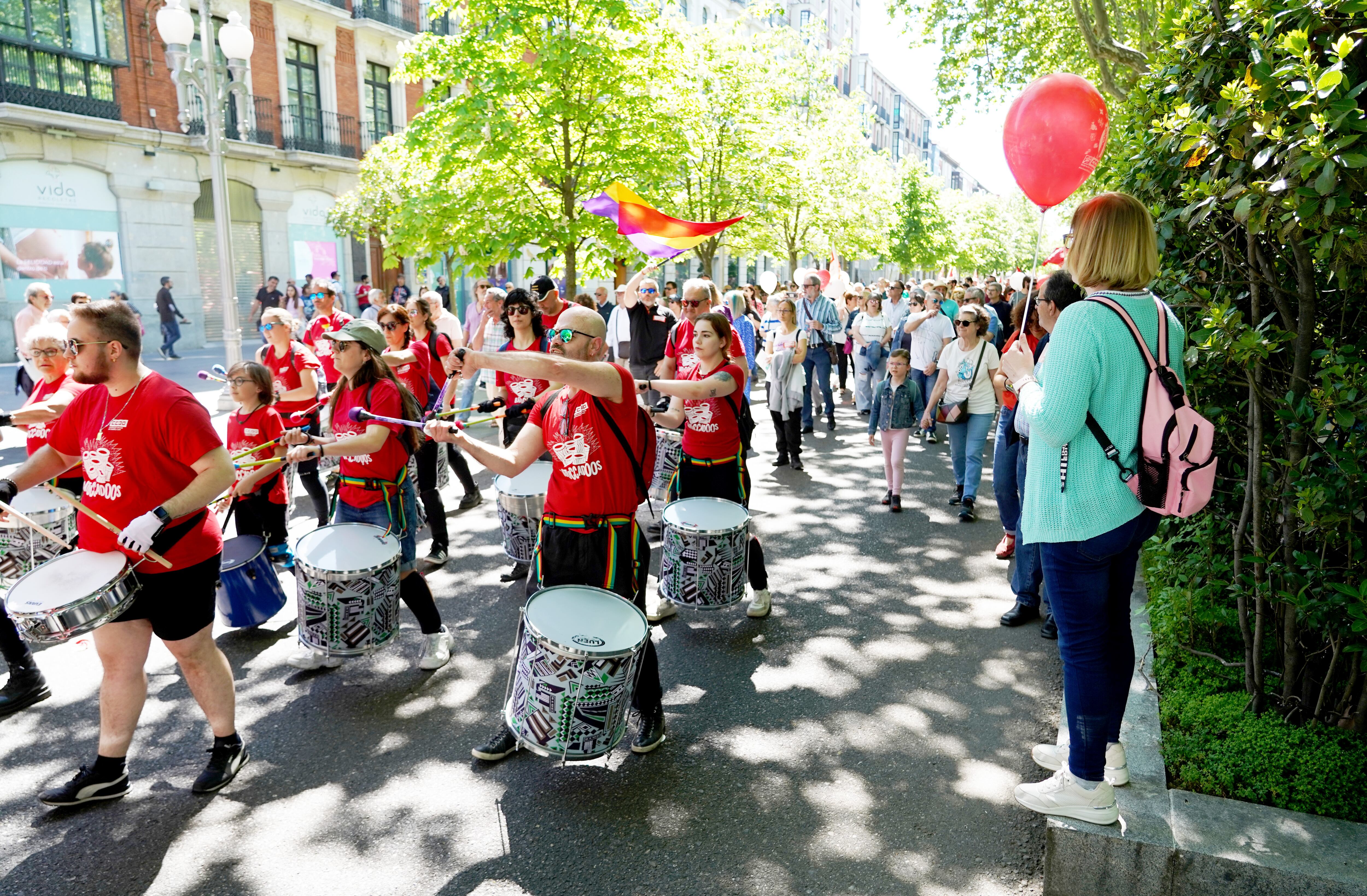 Manifestación del Primero de Mayo bajo el lema &quot;Subir salarios, bajar precios, repartir beneficios&quot;