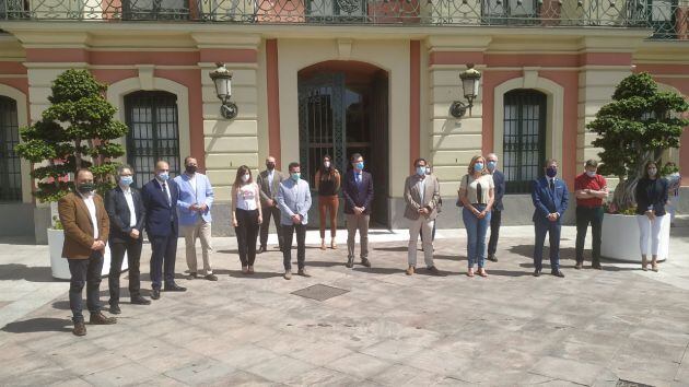 Minuto de silencio en el Ayuntamiento de Murcia