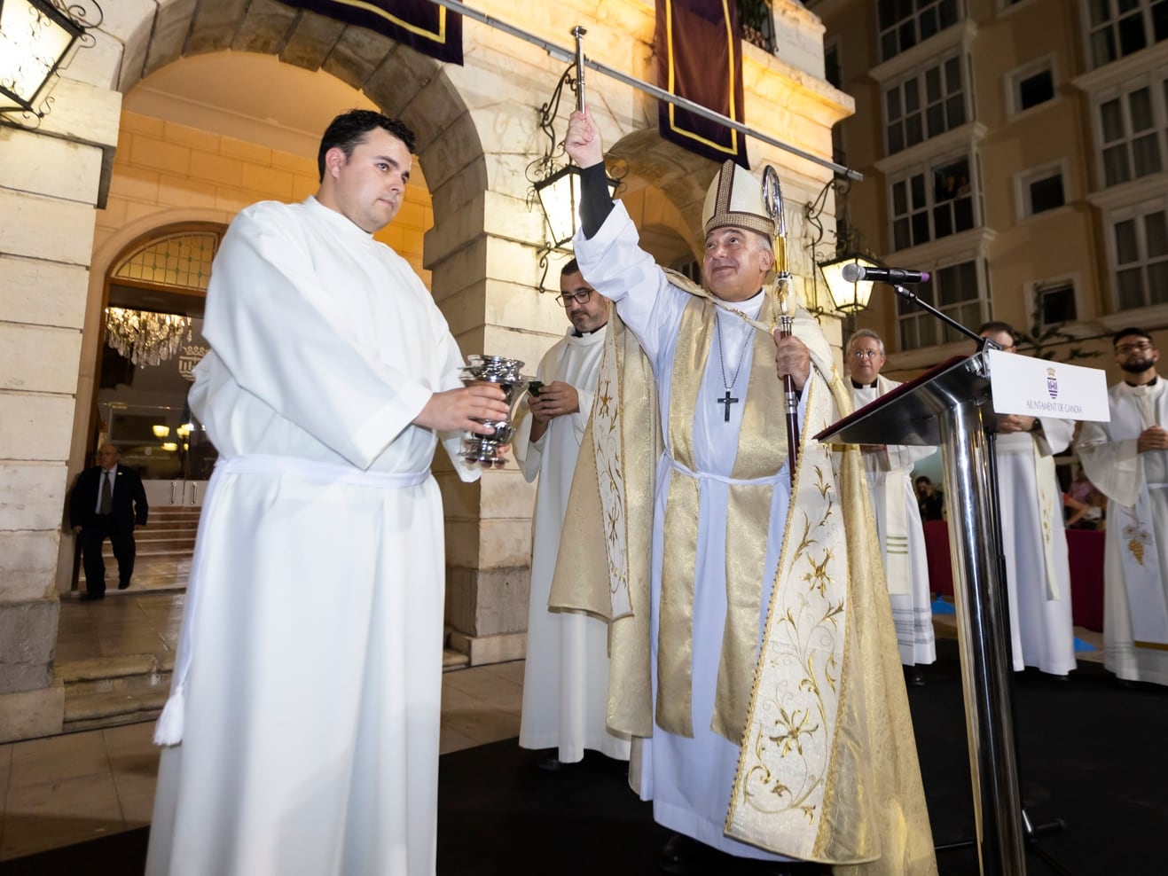 Inauguración del campanario de la Colegiata de Gandia / Àlex Oltra