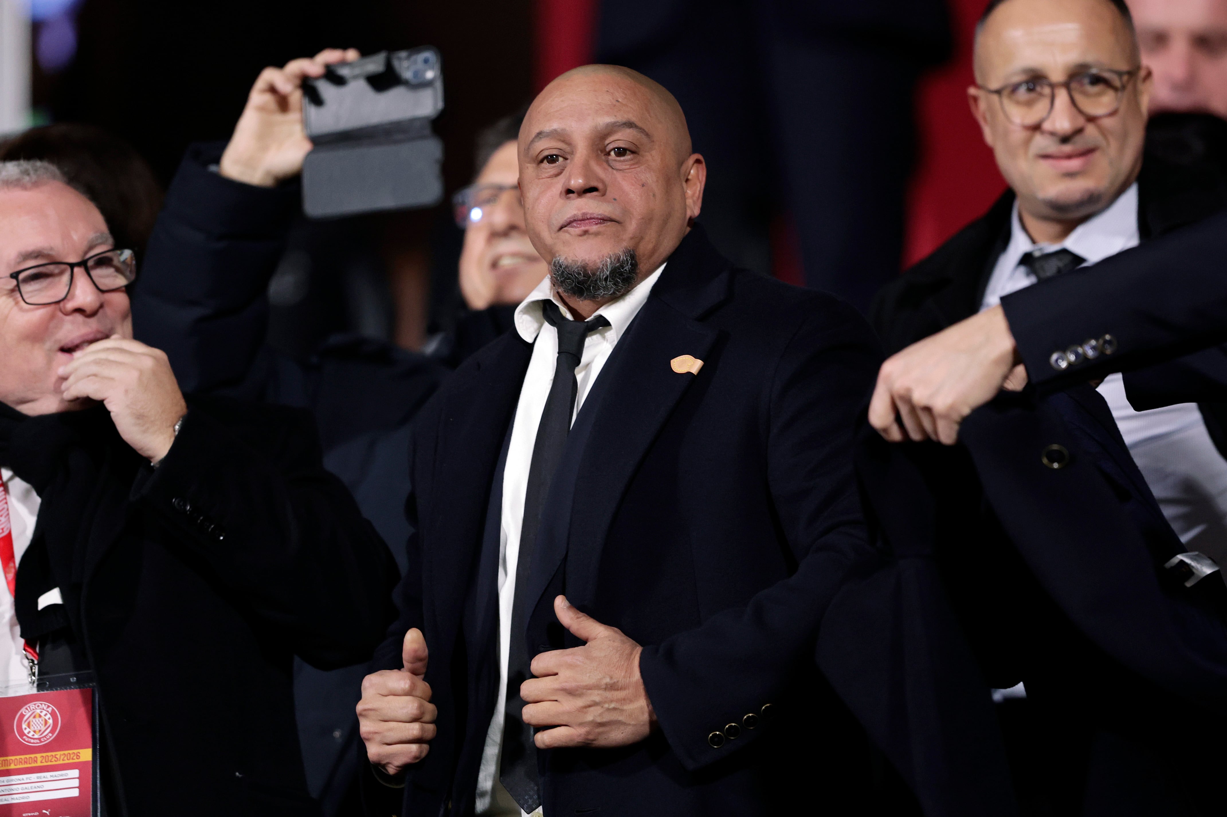 GIRONA, SPAIN - NOVEMBER 30: Roberto Carlos on the stand during the LaLiga