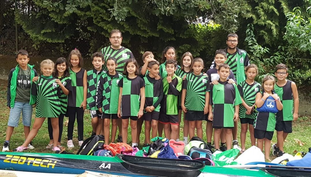 El Club Fluvial Allariz, es el primer equipo no pontevedrés en la liga gallega en las categorías, alevín,prebenjamín y benjamín