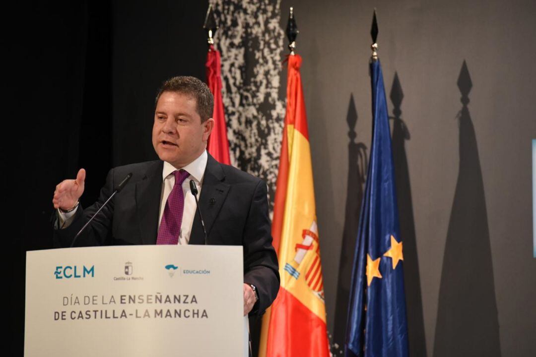 Emiliano García-Page durante el acto del Día de la Enseñanza.