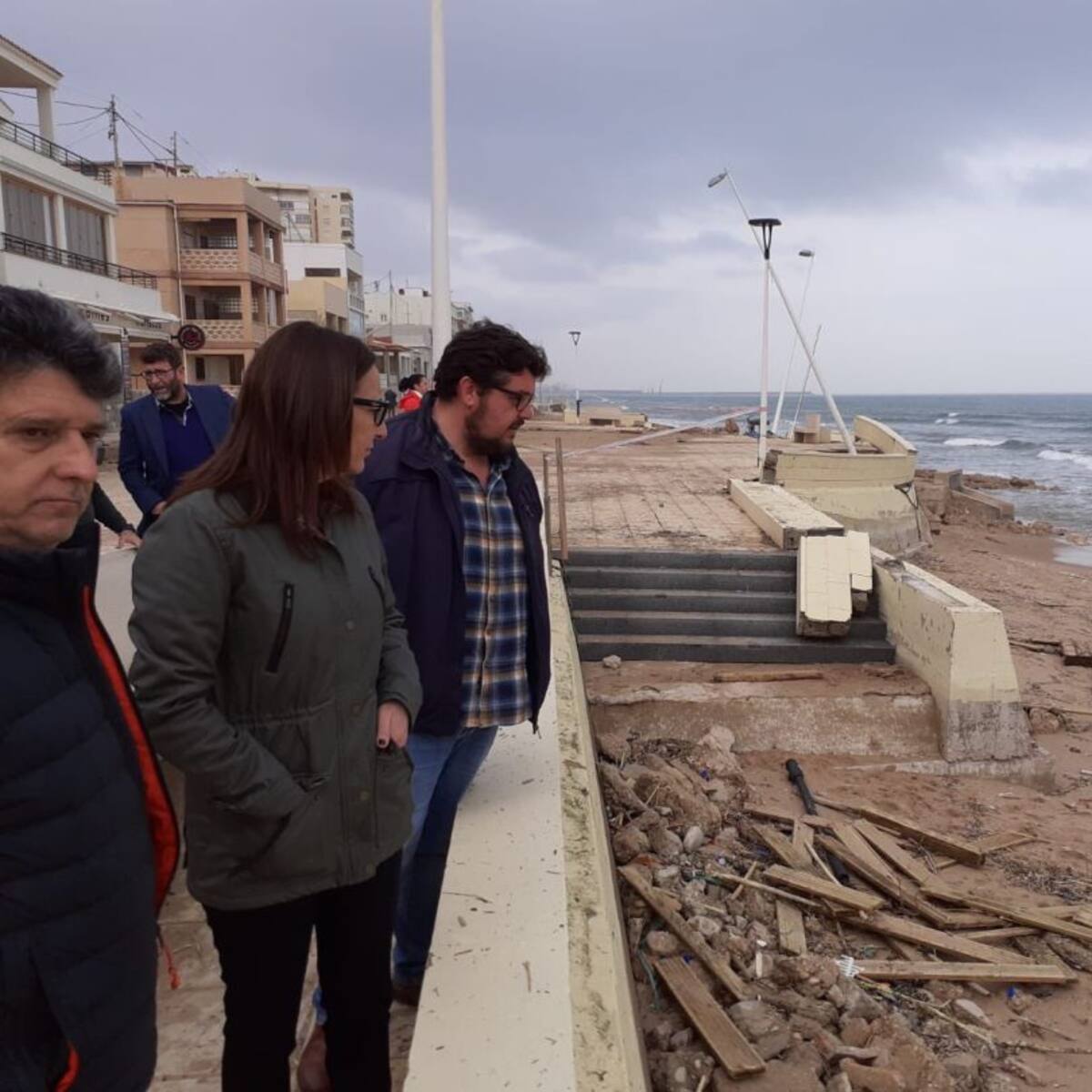 Compromís propone no reparar los paseos marítimos y recuperar la línea de dunas