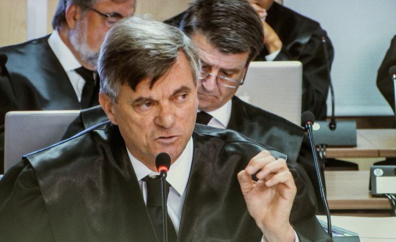 El abogado de Jaume Matas, José Zaforteza, presentando su informe ante el tribunal que juzga el caso Nóos.