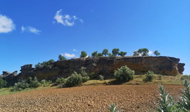 Roca denominada &#039;Castillo árabe&#039; en las cercanías de Villanueva de Guadamejud.