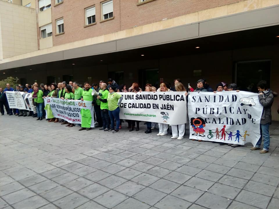 Imagen de archivo de una concentración anterior de la Plataforma por la Sanidad pública y de calidad de Jaén.