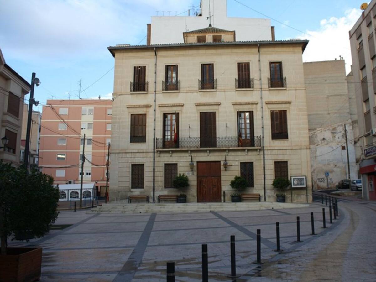 Monóvar recibe más de 241.000 euros para el Taller de Ocupación "Monòver Emplea VI"