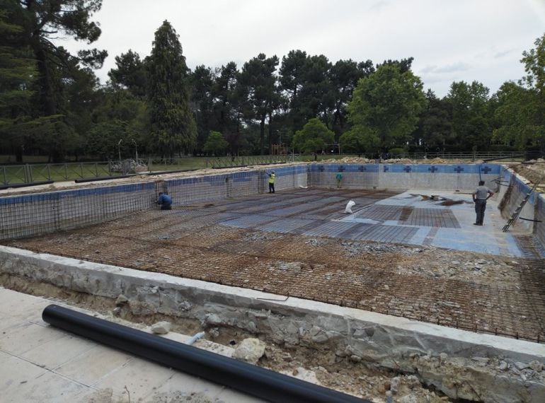 Obras en la piscina de Cantalejo