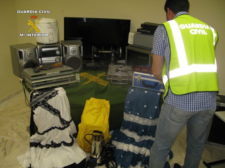 Efectos recuperados por la Guardia Civil procedentes del robo de viviendas.