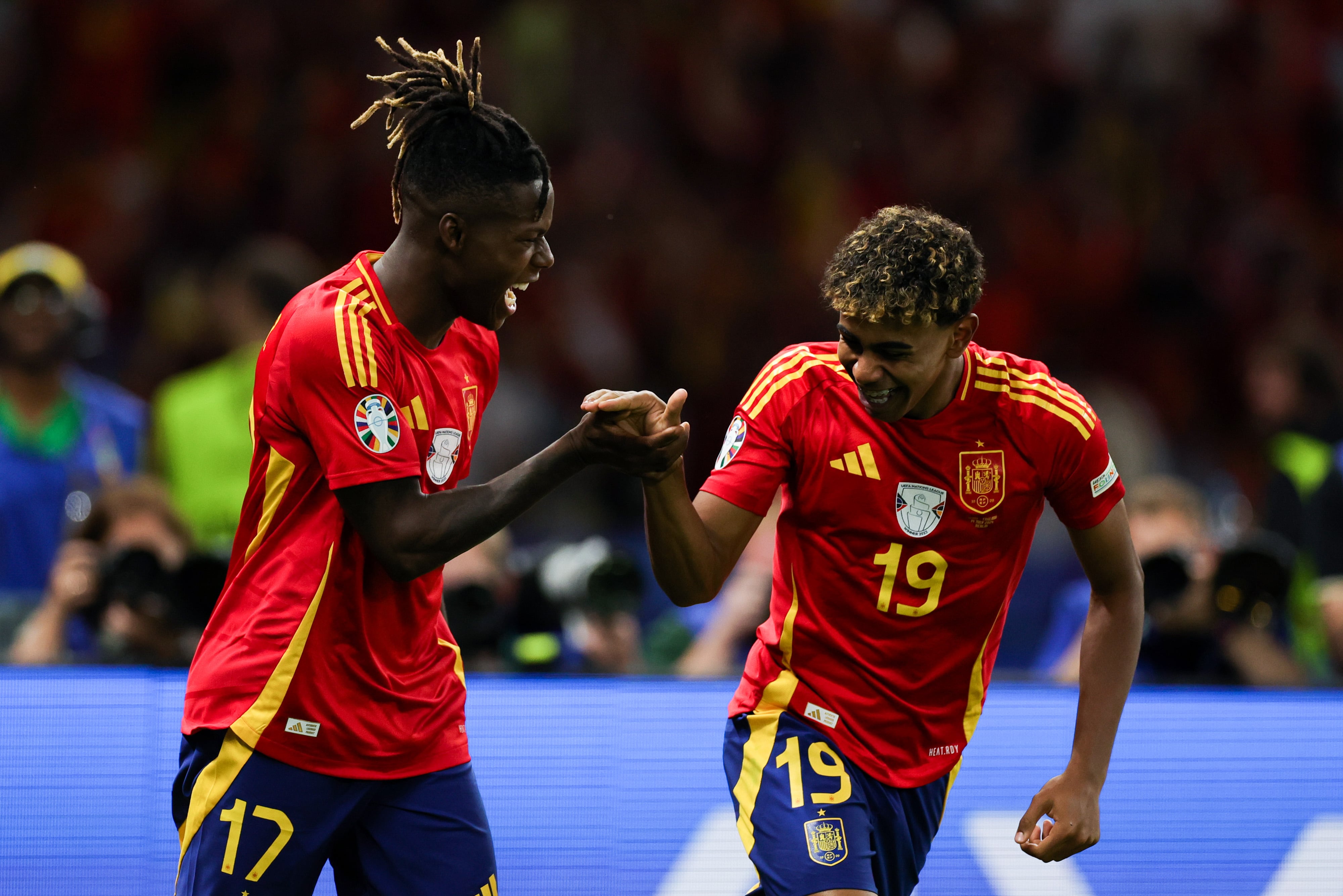 Nico Williams y Lamine Yamal durante la UEFA EURO 2024