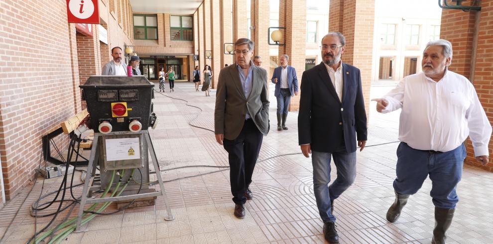 Javier Lambán, visitando los daños provocados por la tormenta del 6 de julio en Feria Zaragoza