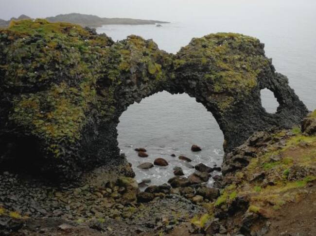 Arnarstapi y su costa son una maravilla (incluso si hace mal tiempo)