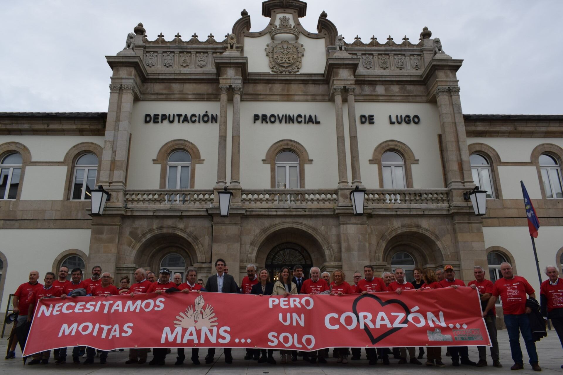 Representantes das asociacións veciñais da provincia na presentación do XXI Día do Veciño