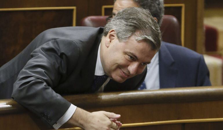 El diputado de de CiU, Jordi Xuclá, poco antes de que comenzara la sesión de control al Gobierno en el Congreso de los Diputados.