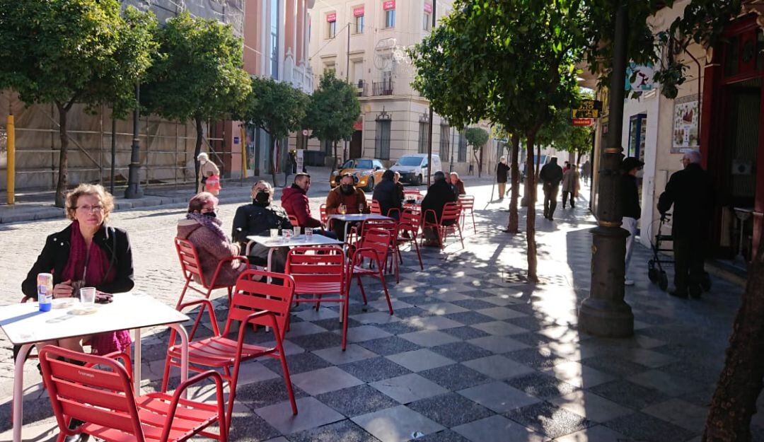 La tasa de incidencia sigue descendiendo en Jerez