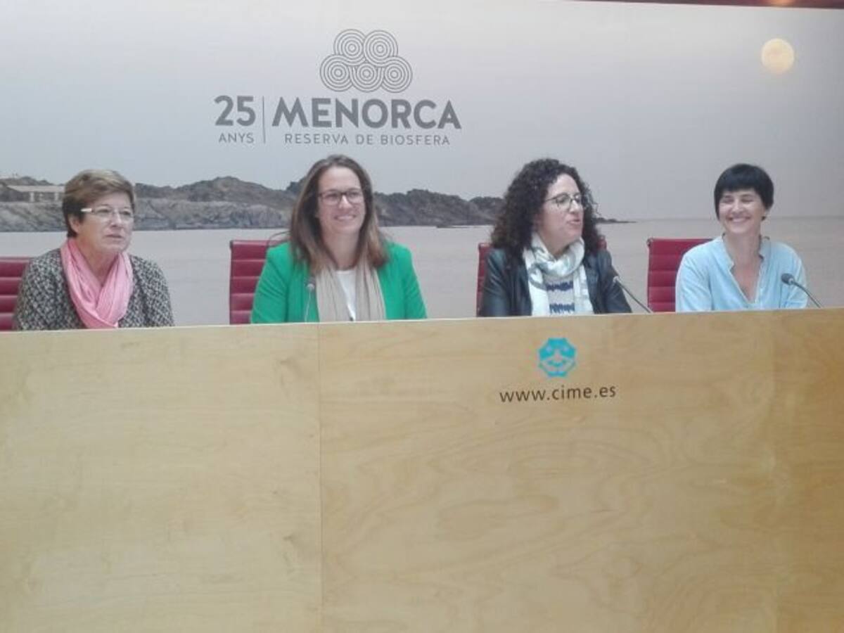 Menorca unifica su registro de historiales de Servicios Sociales
