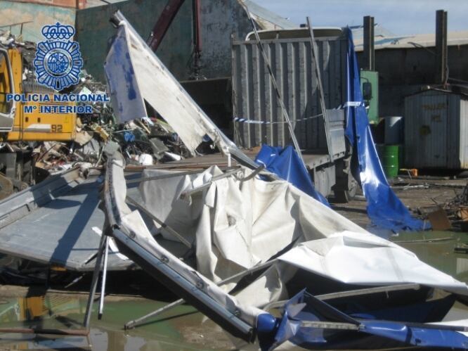 Camión robado por la banda en Quart de Poblet