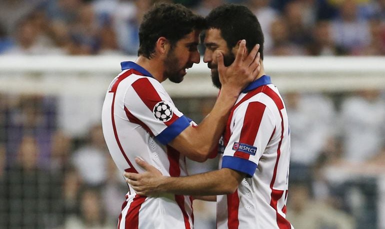 Arda y Raúl se conjuran