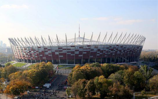 SPO03 VARSOVIA (POLONIA), 22/05/2015.- Fotografía de archivo fechada el 17 de octubre de 2012 que muestra una vista general del estadio Nacional de Varsovia, en Polonia. El Sevilla disputará la final de la Liga Europa ante el Dnipro ucraniano el próximo m