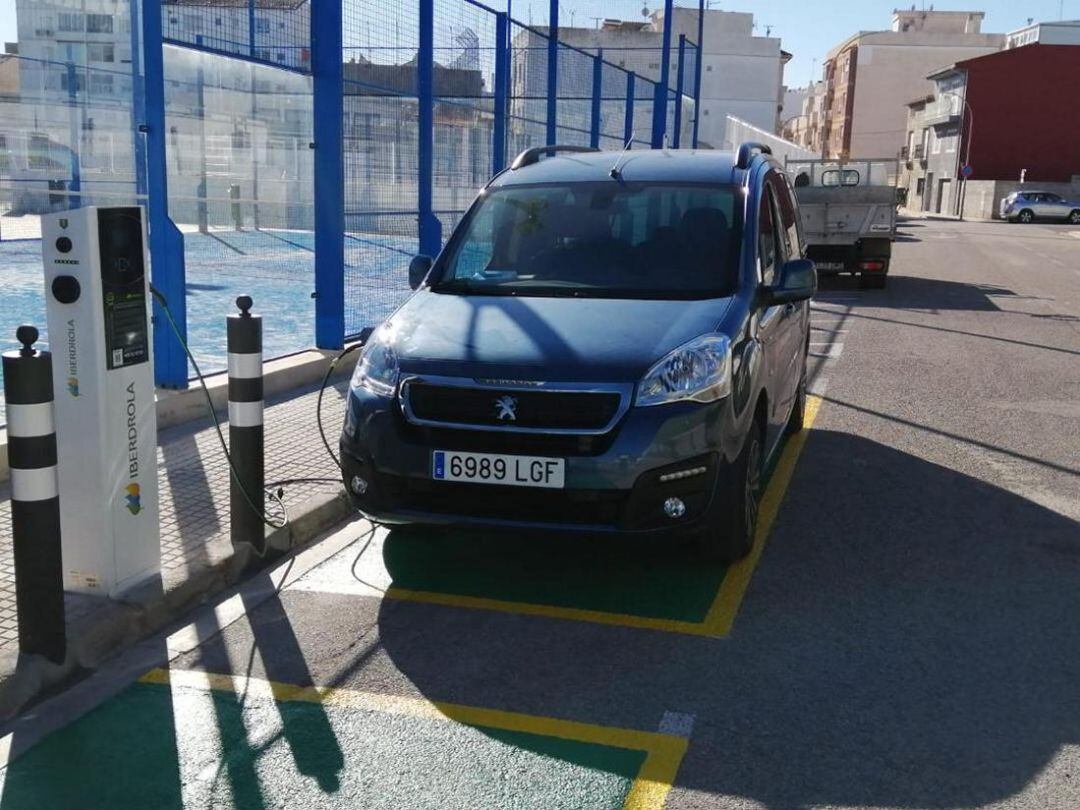 Estación pública para coches eléctricos