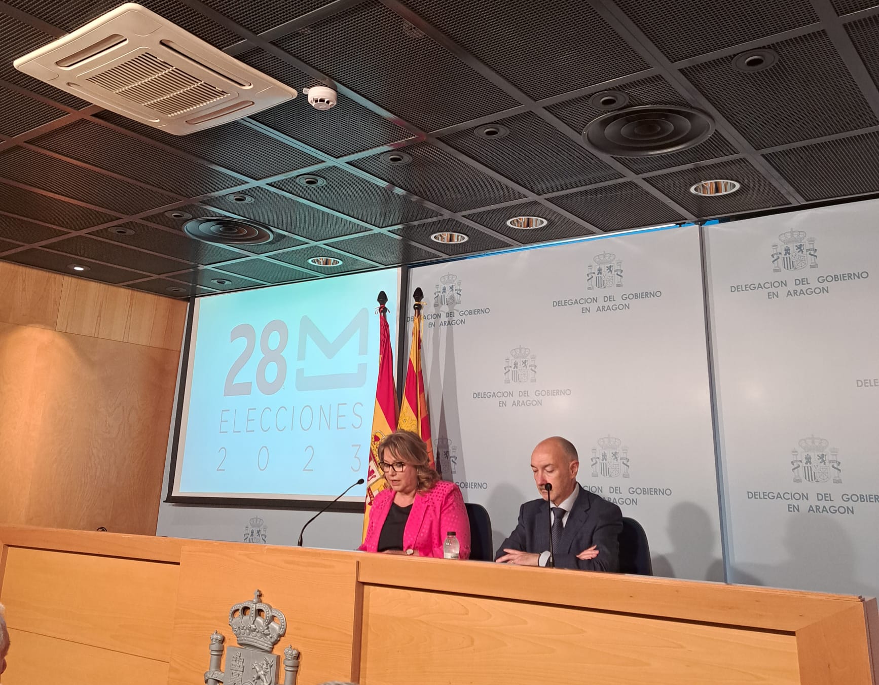 Rosa Serrano delegada del Gobierno en Aragón comparece ante los medios