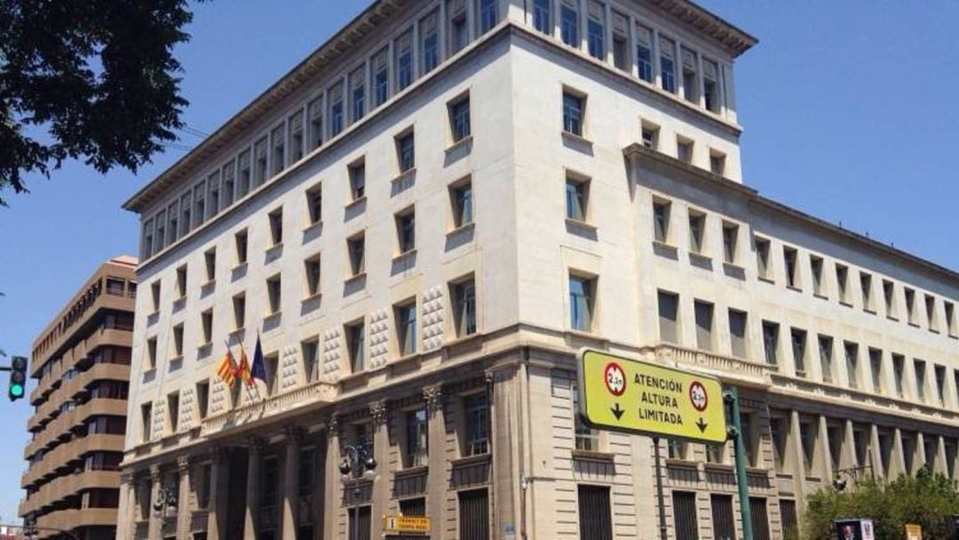 Antiguo edificio de Hacienda, en la calle Guillem de Castro de València