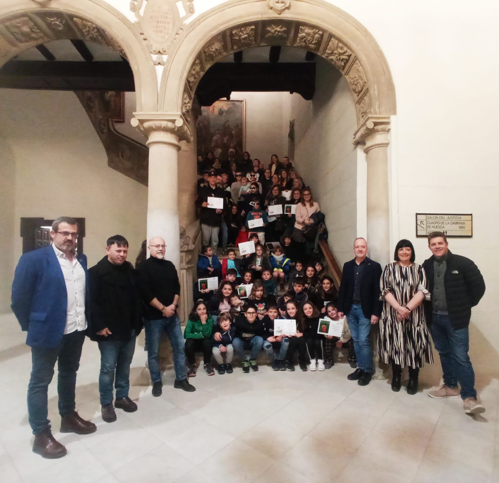 foto de familia de todos los premiados