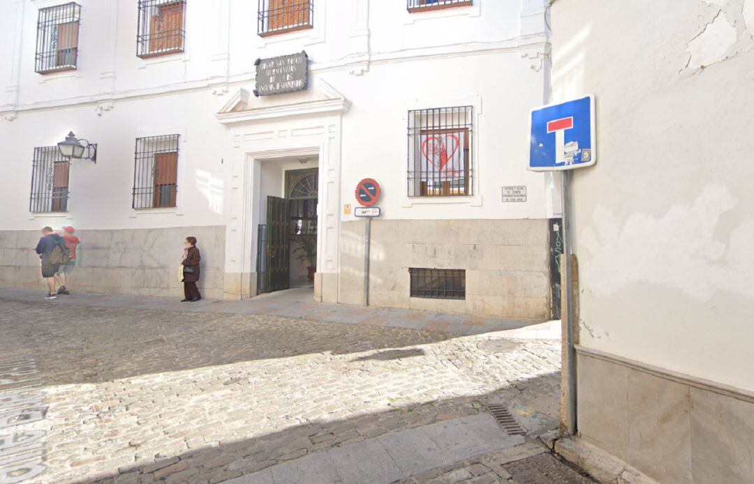 Residencia de las hermanitas de los ancianos desamparados de la calle Buen Pastor.
