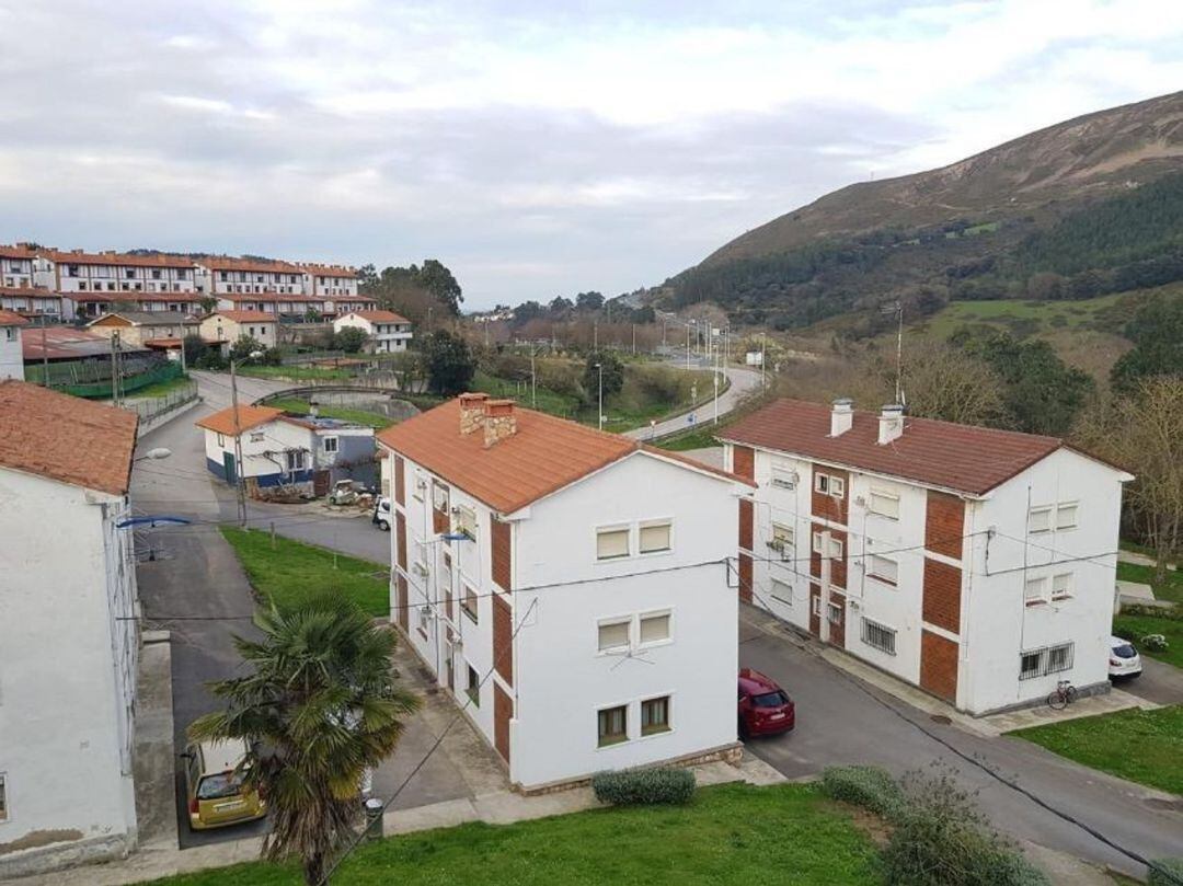 Entorno del parque del Campillo de Santullán.