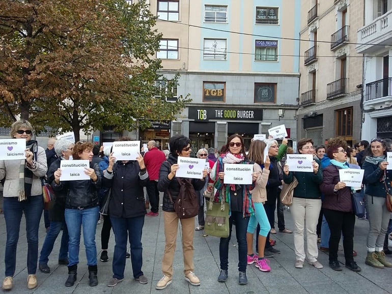 León Laica unida en Zaragoza en la Jornada Laicismo y Feminismo