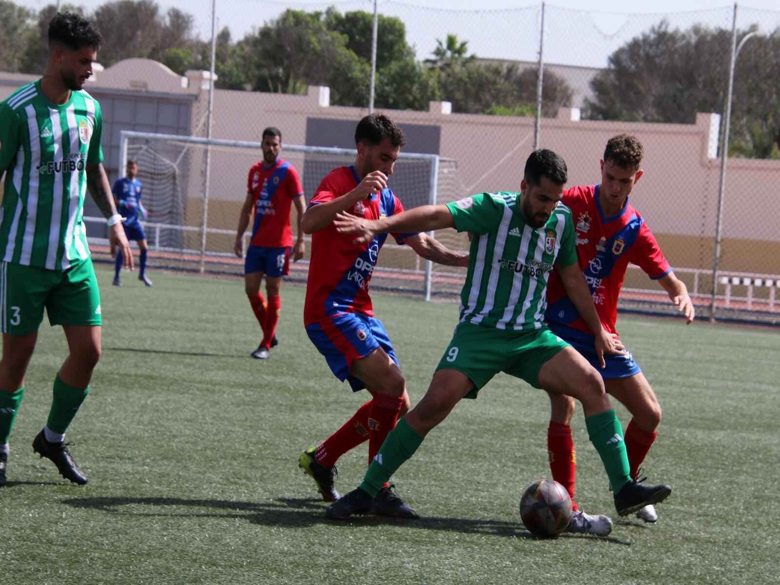 UD Lanzarote y UD Ibarra en la Ciudad Deportiva Lanzarote.