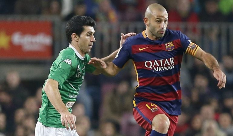 Javier Mascherano, en el partido del Barcelona ante el Villanovense.