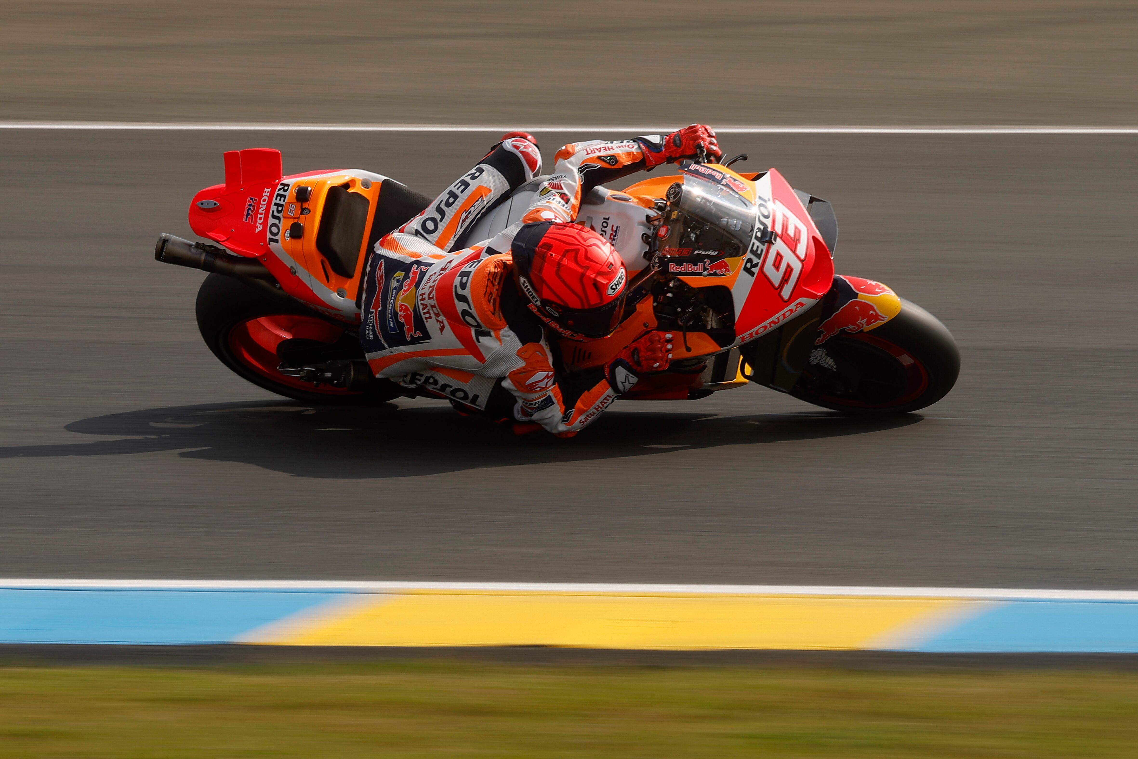 Marc Márquez en Le Mans durante el GP de Francia de MotoGP. (Motociclismo, Ciclismo, Francia) EFE/EPA/YOAN VALAT