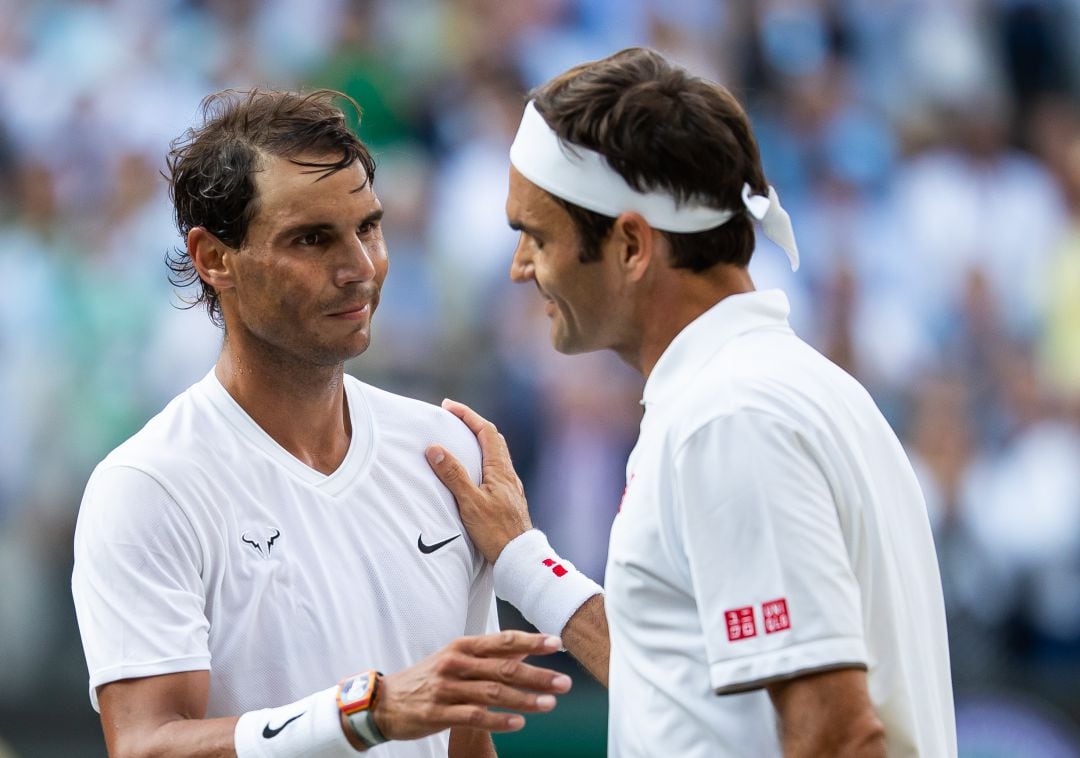 Saludo entre Rafa Nadal y Roger Federer