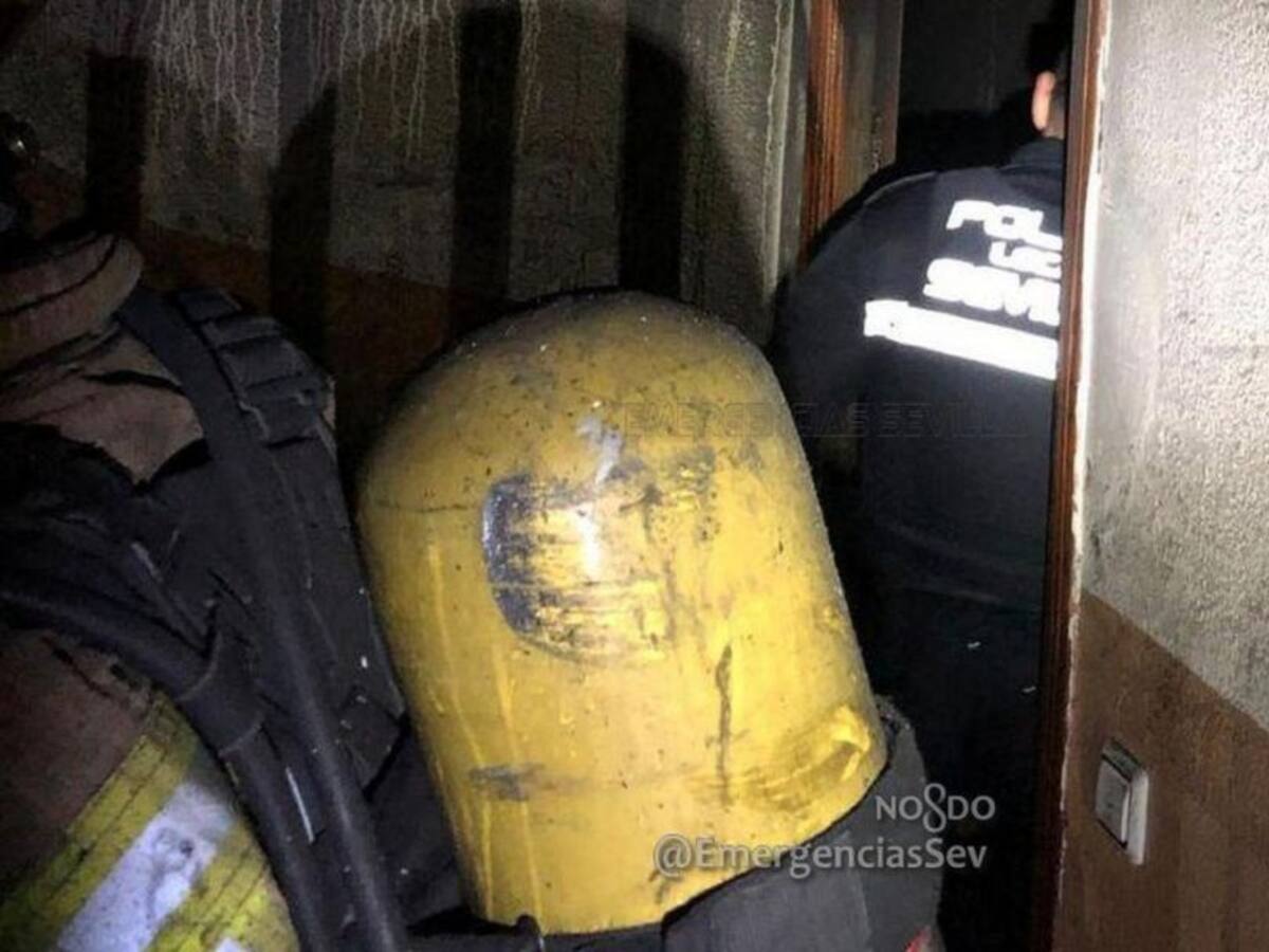 Fallece un hombre en el incendio de su vivienda en el Polígono Sur