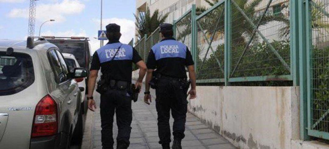 Agentes de la Policía Local de Arrecife.