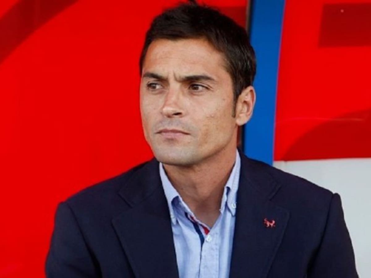 Francisco se forma en Londres