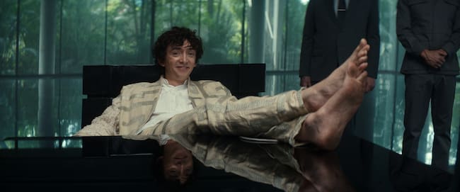 El personaje de Samuel Blenkin, Boy Kavalier, en la serie 'Alien: planeta Tierra' (Noah Hawley, 2025) / CEDIDA