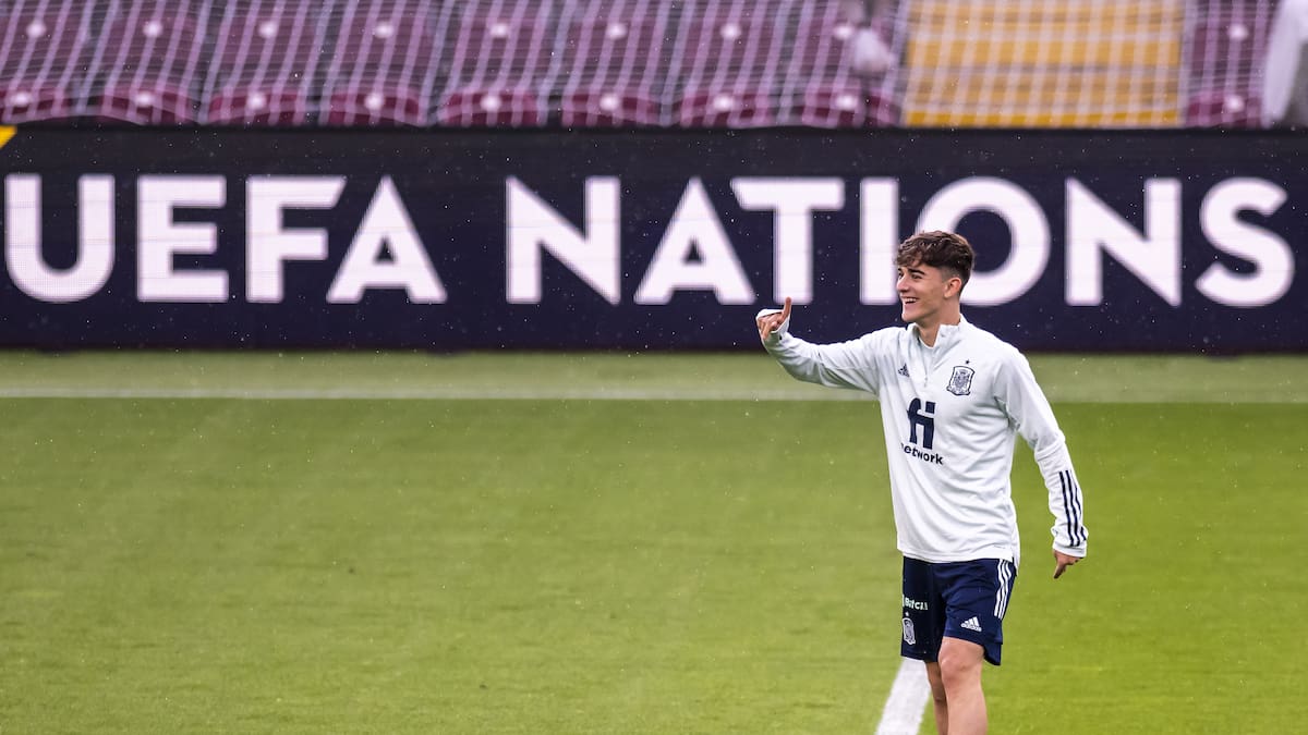 La Barra Libre: "Luis Enrique ha visto que el chaval fuera del césped se ha crecido"