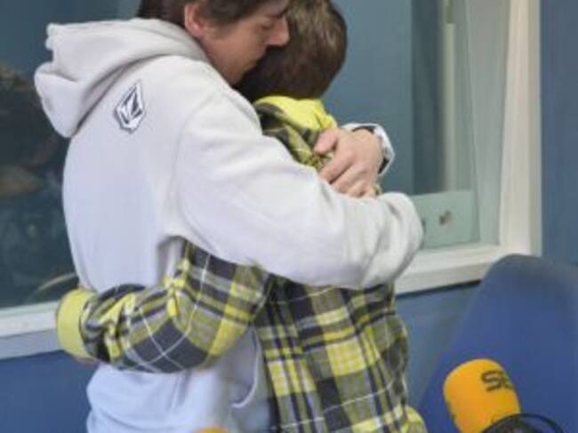 Leo con su madre Mónica