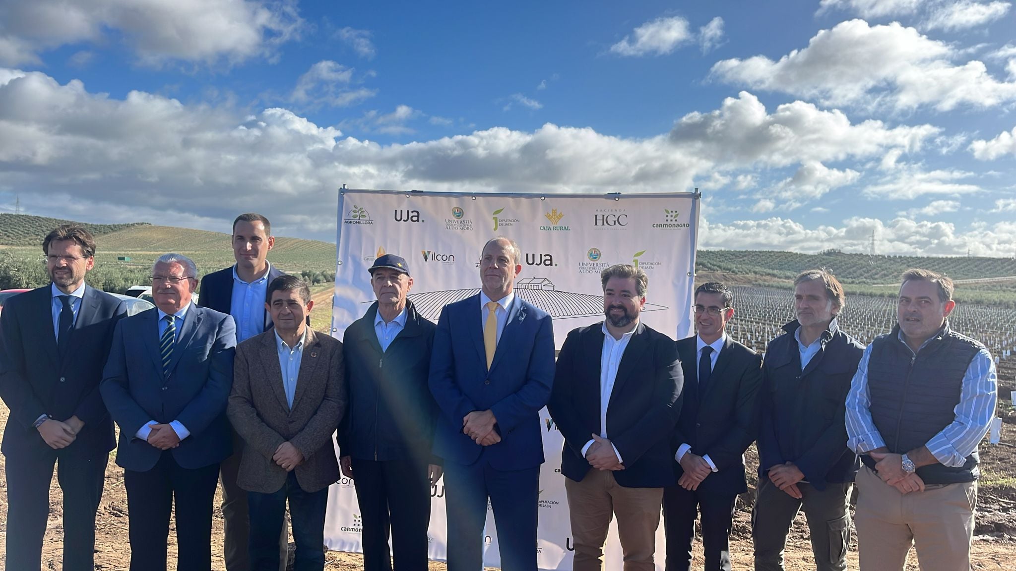 Diputación, UJA y Caja Rural de Jaén impulsan un proyecto para hacer el olivar jiennense más competitivo y resiliente