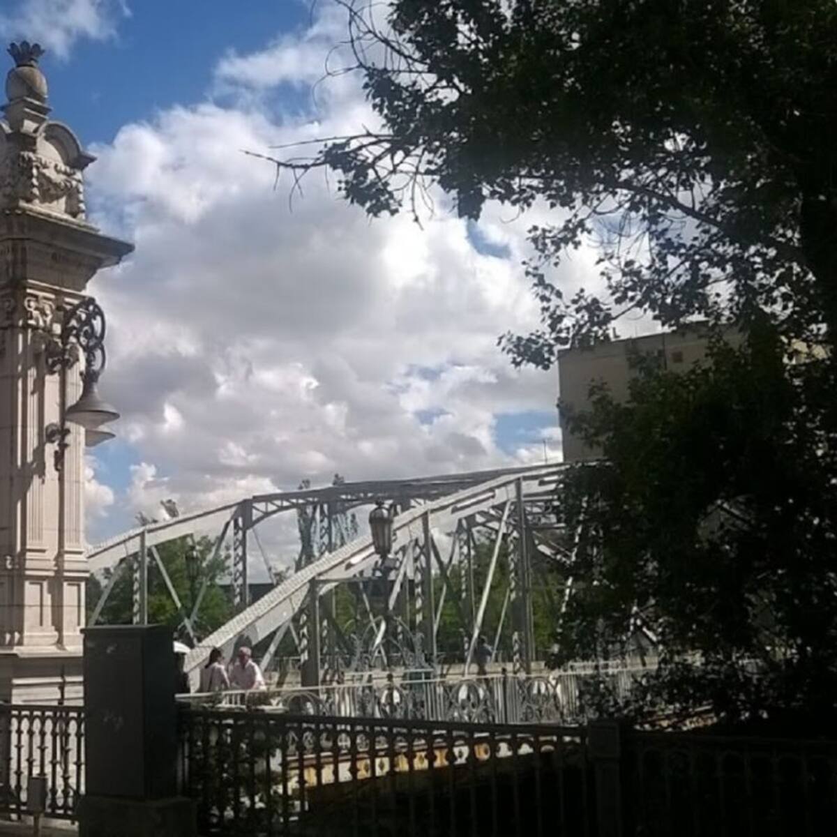 El Puente de Hierro permanecerá en obras tres meses desde el 8 de abril