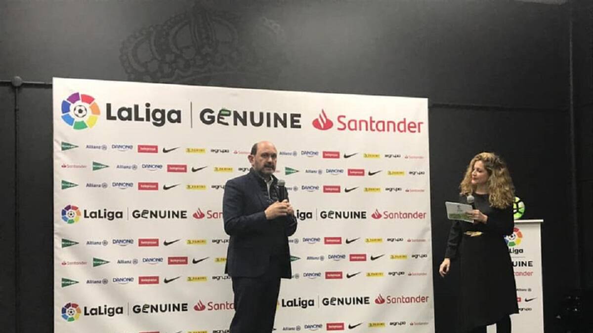 Entrevista al presidente de la Federación Galega de Fútbol, Rafael Louzán