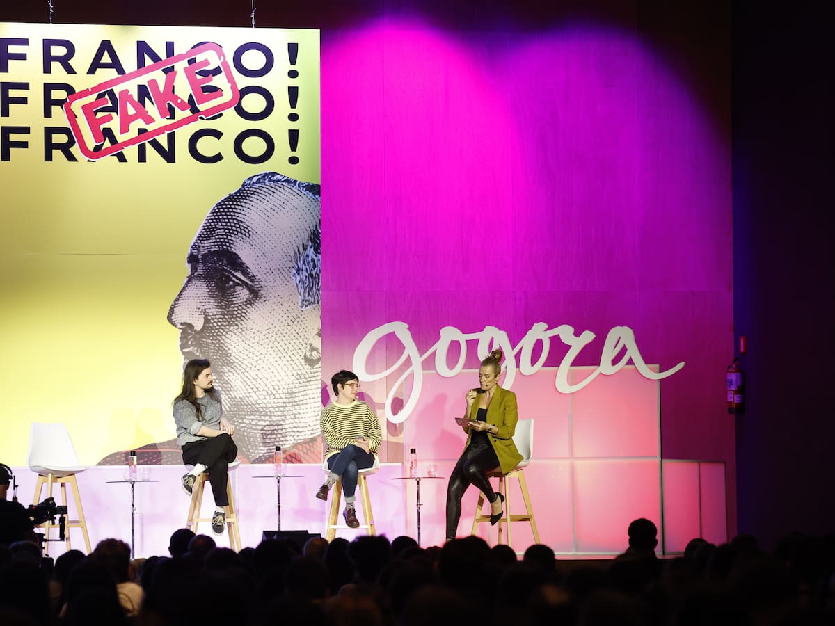 Los jóvenes, interpelados sobre la dictadura en un acto para "desmitificar" el franquismo